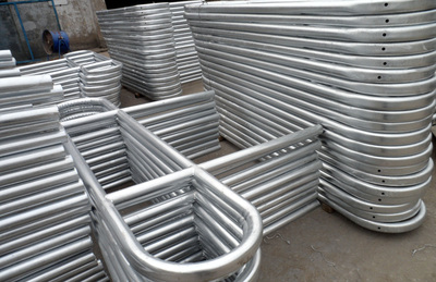 插拔式活动护栏